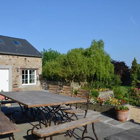 Charmes D'hotes Bed and Breakfast